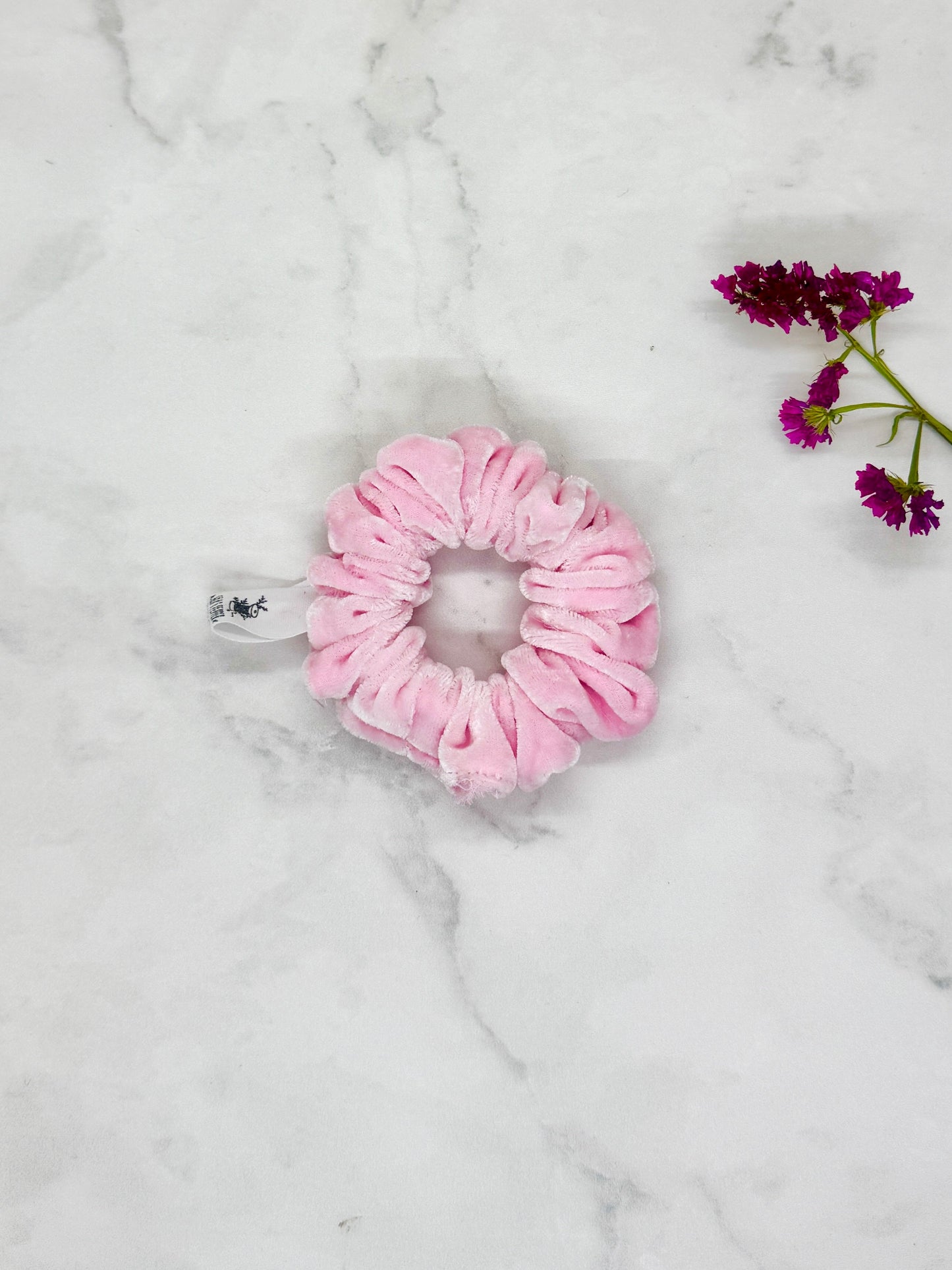 Luxurious Silk Velvet Scrunchie for Girls in Bubble Gum Tone