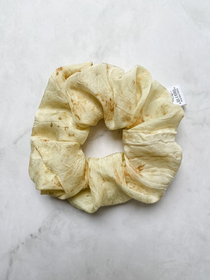 Lujoso Scrunchie de Seda Grande en Tono Ecru